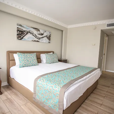 Hotel Aldino & 4*